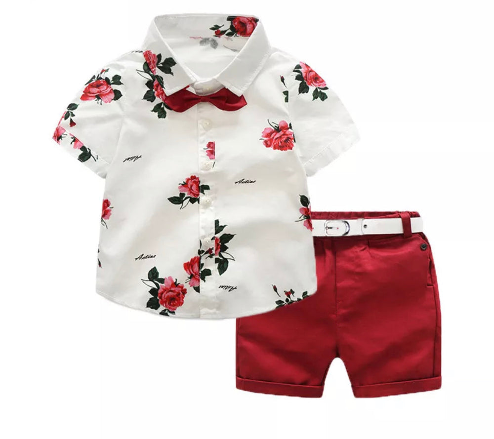 Conjunto rojo floreado